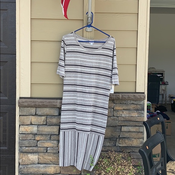 Lularoe nwt xl striped Julia. Black, grey, white. - Picture 1 of 2